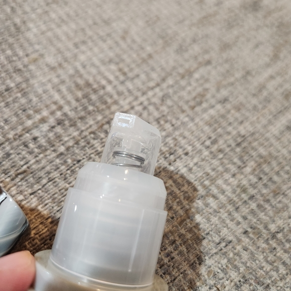 Kenra Platinum Silkening Heat Creme - Picture 4 of 4